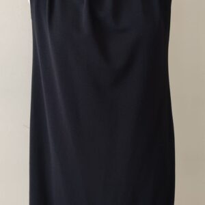 sukienka czarna elegancja z romantyczną koronką