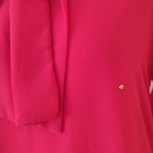 sukienka koralowa ze złotymi kropelkami