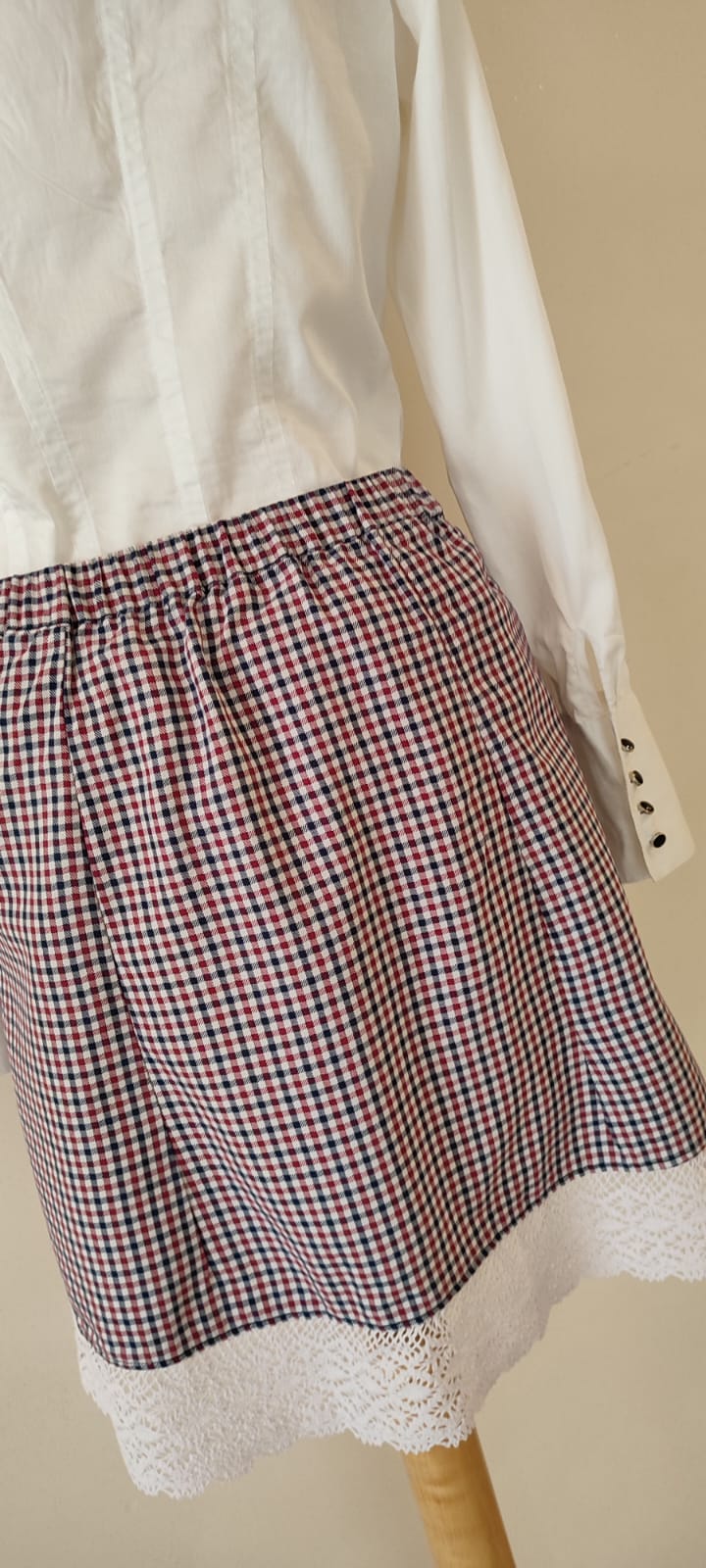 spódnica kratka, denim i koronkowa finezja spódnica kratka, denim i koronkowa finezja