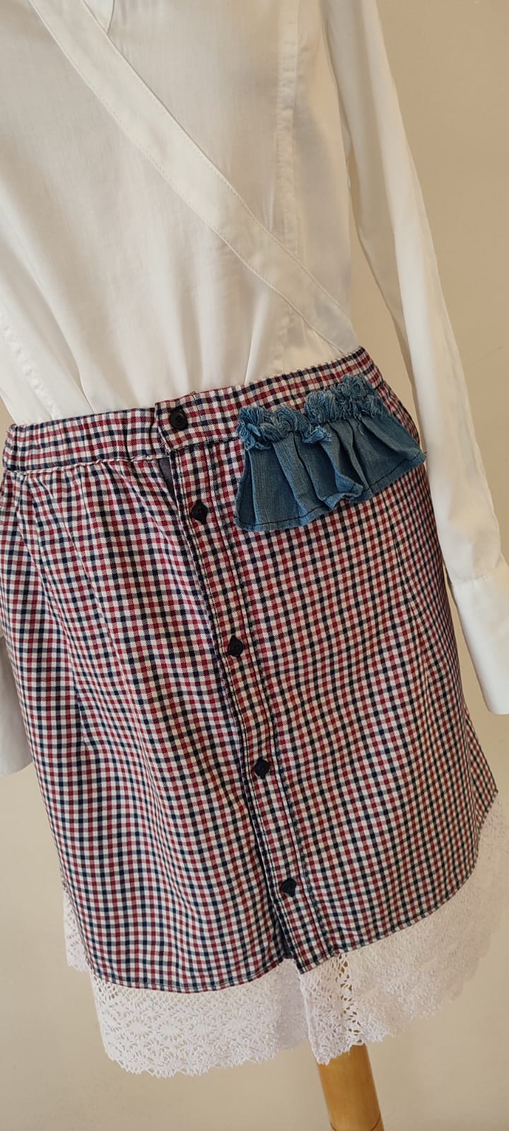 spódnica kratka, denim i koronkowa finezja spódnica kratka, denim i koronkowa finezja