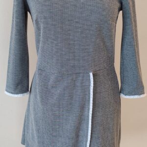 sukienko spodenki w kratkę z koronką